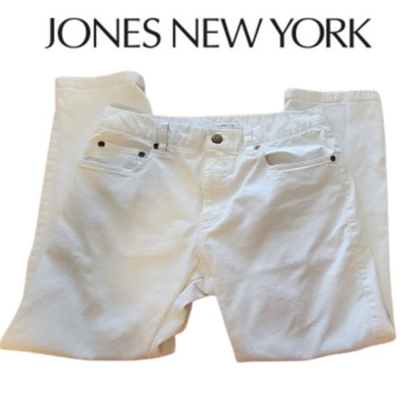 Jones New York Denim - Jones New York Sport - Stretch Today White Jeans, SZ 8P, EXCELLENT Shape!